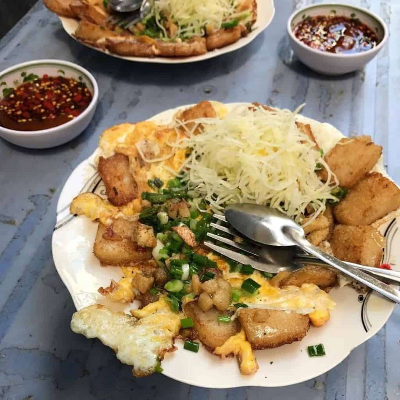                             Fried dough discs are very familiar to students.