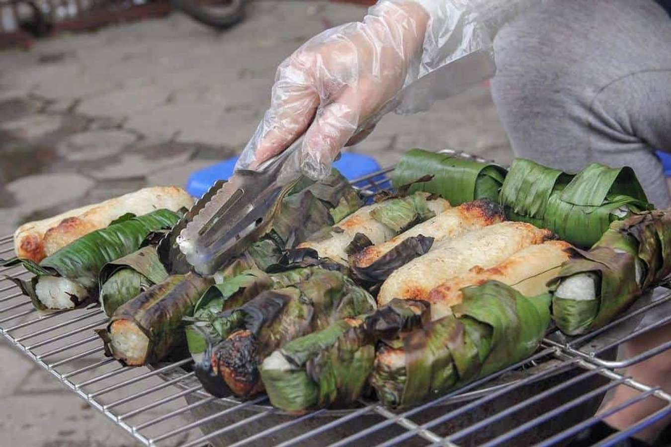 Grilled bananas are a dish that, although not new, still has a lot of appeal.